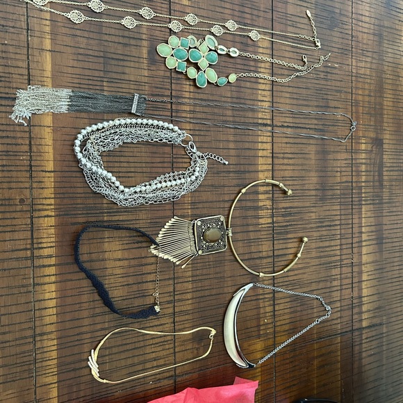 Necklaces - Picture 4 of 4